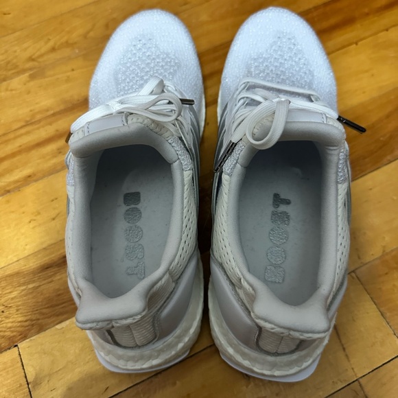 Adidas Ultraboost DNA - Picture 2 of 6